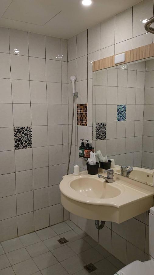 Wan Tai Hotel Chiayi City Exterior foto